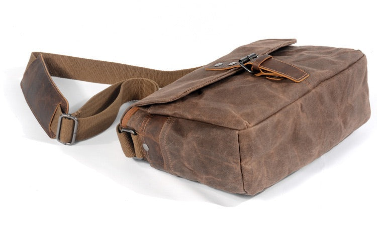 Classic Canvas Camera Messenger